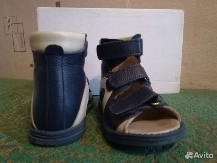 Ортопедические сандалии