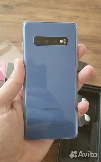 Samsung Galaxy S10, 8/128 ГБ