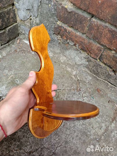 Полочка настенная для цветов