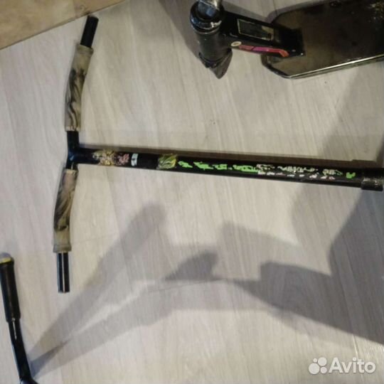 Трюковой самокат по запчастям