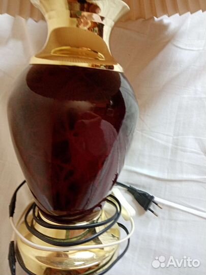 Винтажная настольная лампа с абажуром