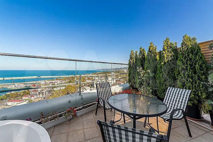 3-к. квартира, 180 м², 22/22 эт.