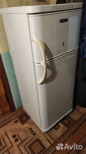 Холодильник Бирюса 136R