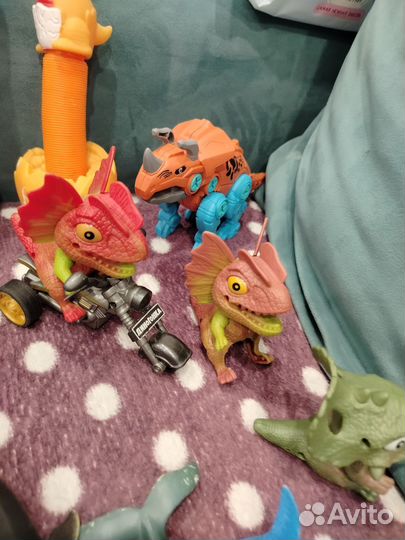 Динозавр, акулы, ящерицы игрушки