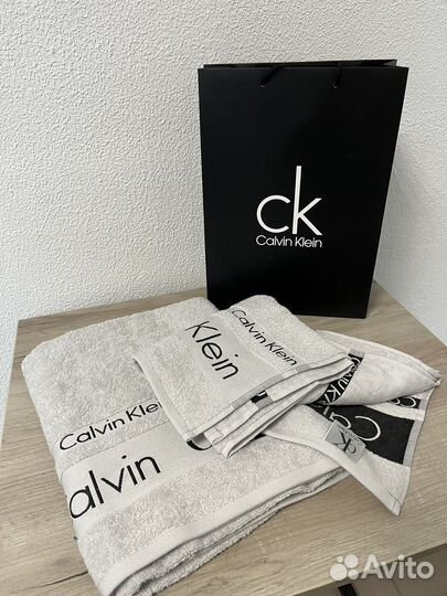 Комплект полотенец Calvin Klein