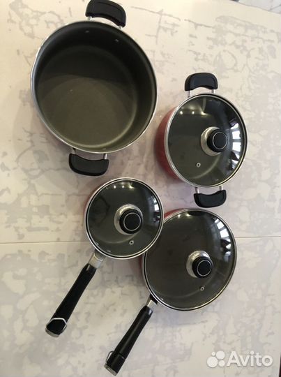 Набор посуды 4 штуки+крышки