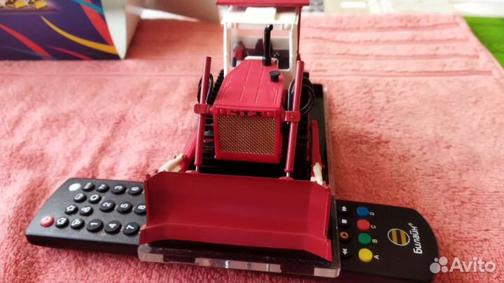 Модель бульдозера чтз в10м