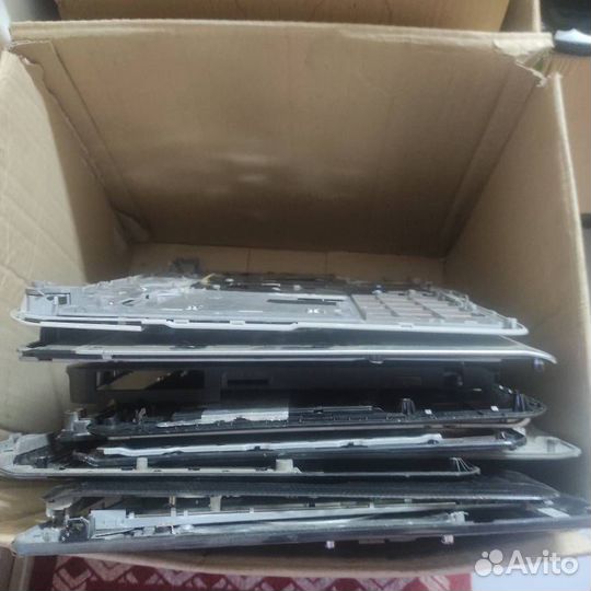 Верхние части корпуса топкейс для ноутбуков