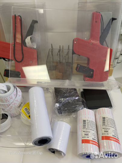 Ценникодержатели, этикетки, пистолет для ценников