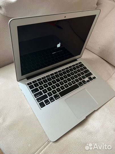 Идеальный как новый apple macbook AIR 13 2017, cor
