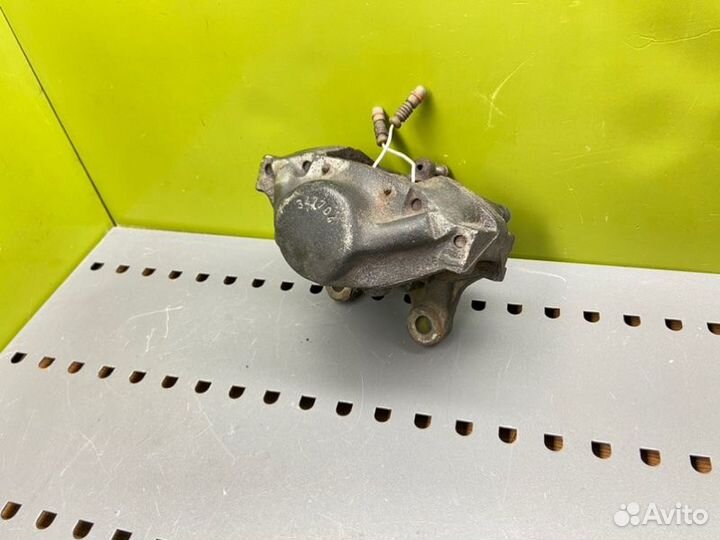 Суппорт задний правый Mercedes-Benz S-Class W140