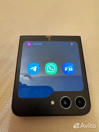 Samsung Galaxy Z Flip5, 8/256 ГБ