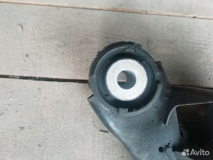 Задний подрамник BMW e46