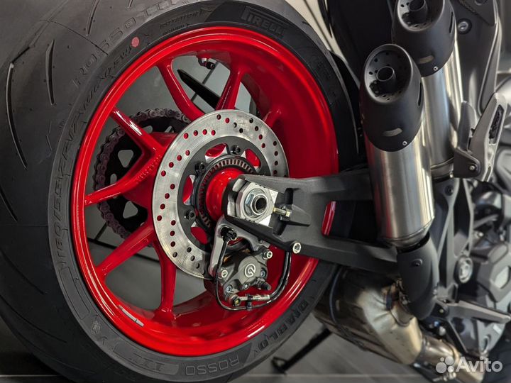 Ducati Monster (2021-н.в.)