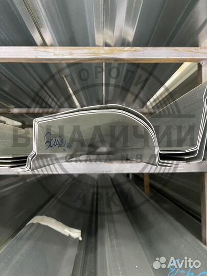 Ремонтный порог правый Ford Escape 1 EU