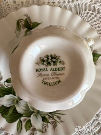 Кофейные тройки Royal Albert