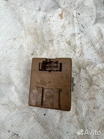 Реле Toyota Lite Ace (M30, M40) III (1985-1991)