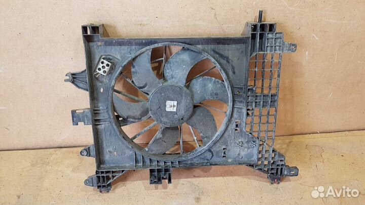 Диффузор Renault Duster 2012-2016 214817577r