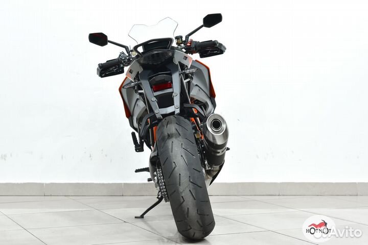 KTM 1290 super duke GT 2022г