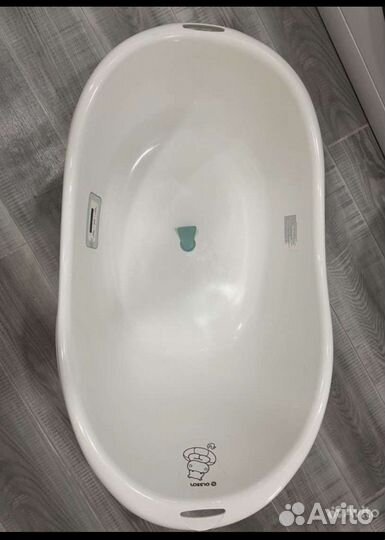 Детская ванночка для купания с горкой