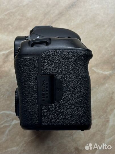 Canon 5D mark iv