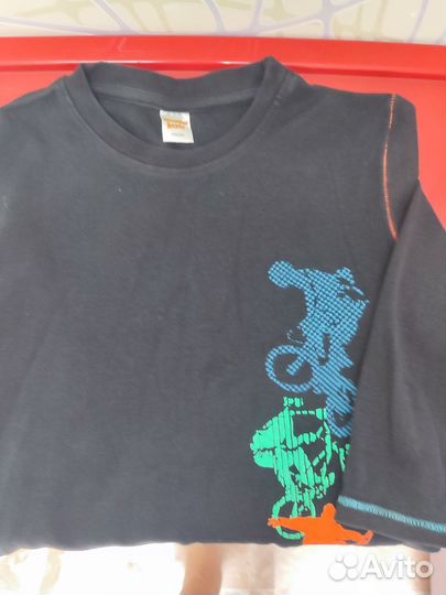 Продам детские вещи на возраст 8,9 лет в