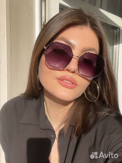 Очки солнцезащитные женские