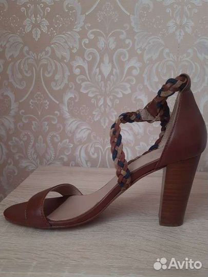 Босоножки женские 37 размер