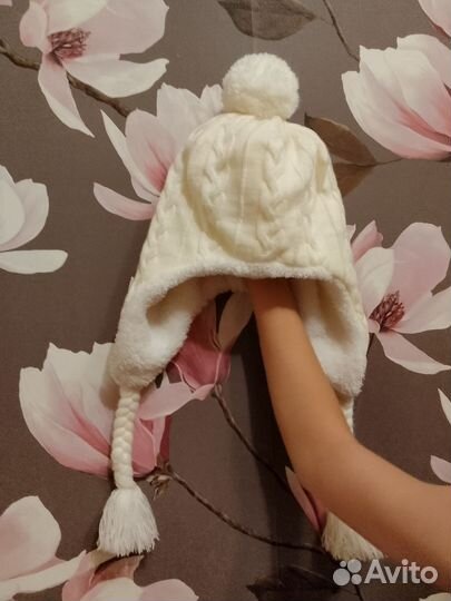 Шапка для девочки новая