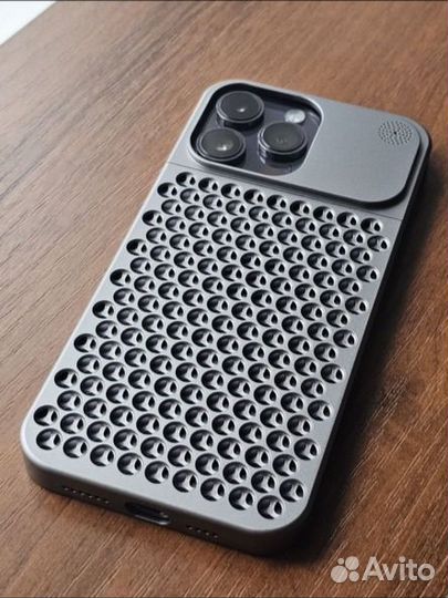 Чехол на iPhone 14/pro/max алюминиевый