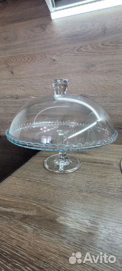 Блюдо для торта на ножке с крышкой