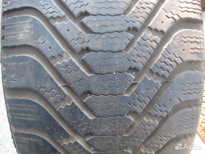 Goodyear UltraGrip 500 255/55 R18