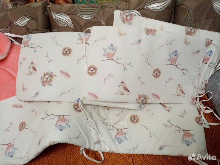 Детская кроватка с поперечным маятником