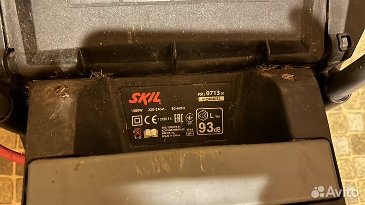 Газонокосилка электрическая