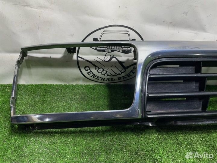 Решетка радиатора Toyota Hilux Surf KZN130 1KZ