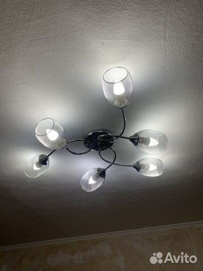 Люстра потолочная