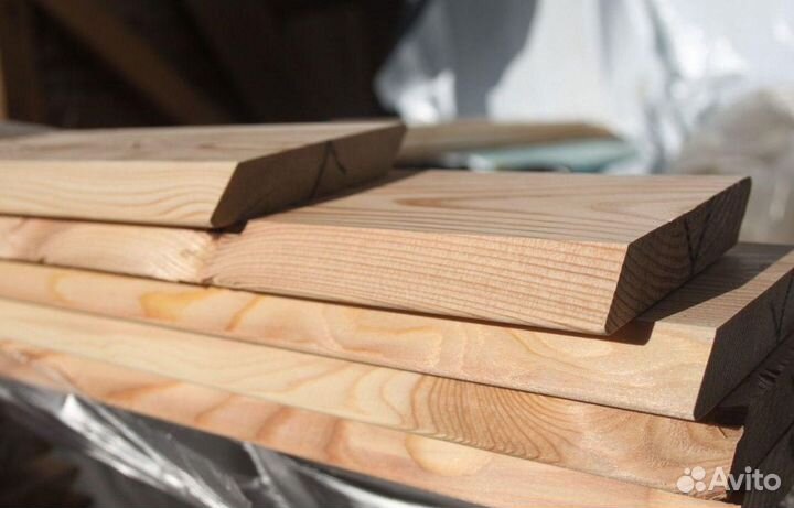 Скошенный планкен из лиственницы