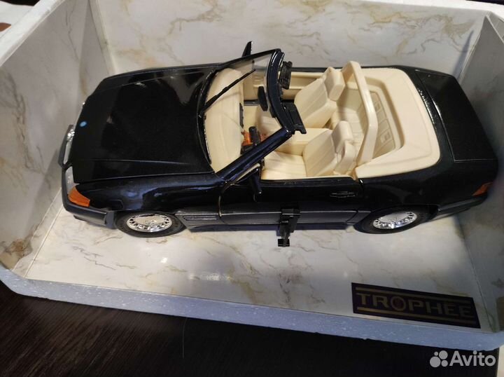 Коллекционная модель 1/18 Мерседес