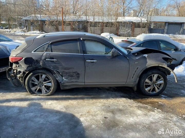 Разбор запчасти на infiniti Фх Fx30 fx30d