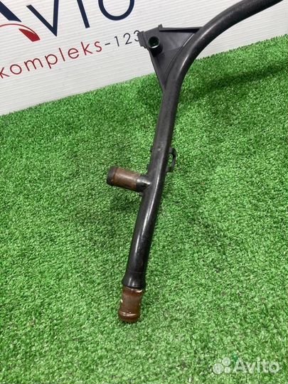 Трубка системы охлаждения Volkswagen Tiguan 5N