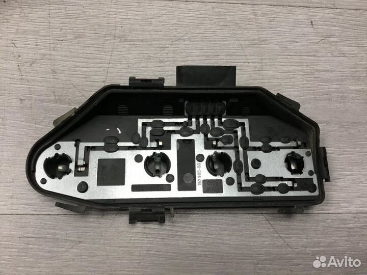 Блок плата фонаря задний левый Volkswagen