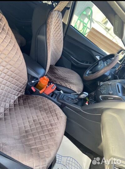 Автомобильные чехлы универсальные