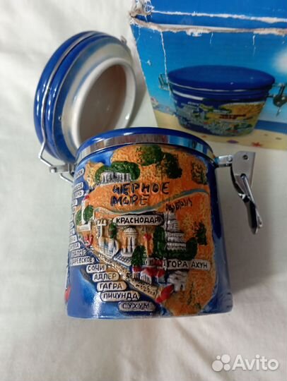 Сувенирная баночка