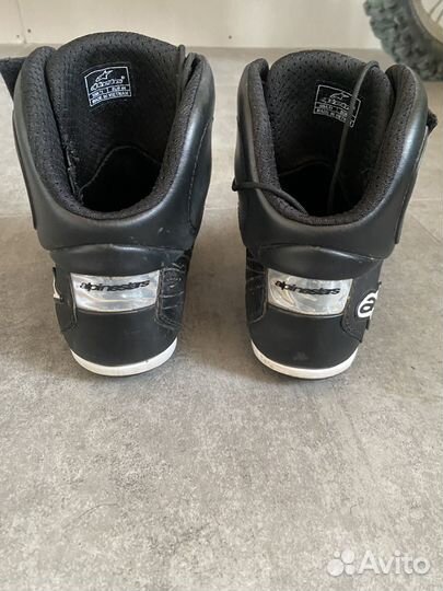 Продам Мотоботы