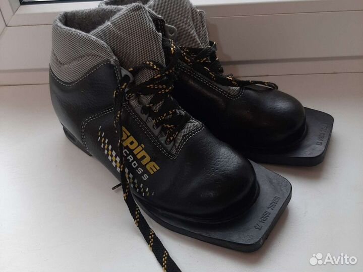 Лыжные Ботинки детские рамер 33-34