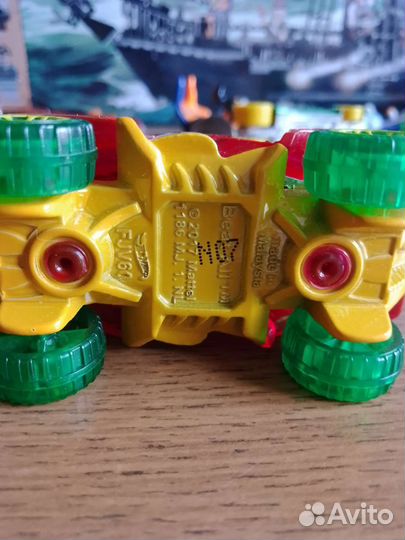 Hot wheels машинки