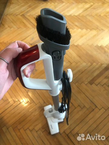 Пылесос вертикальный Kitfort кт-559