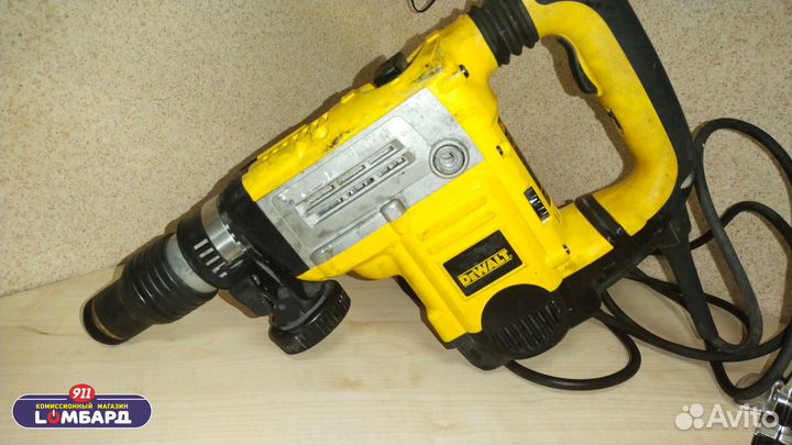 Перфоратор dewalt D25601
