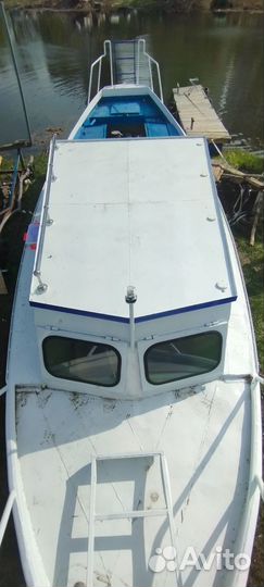 Лодка гулянка