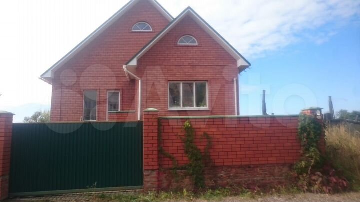 Дом 177,2 м² на участке 8,9 сот.